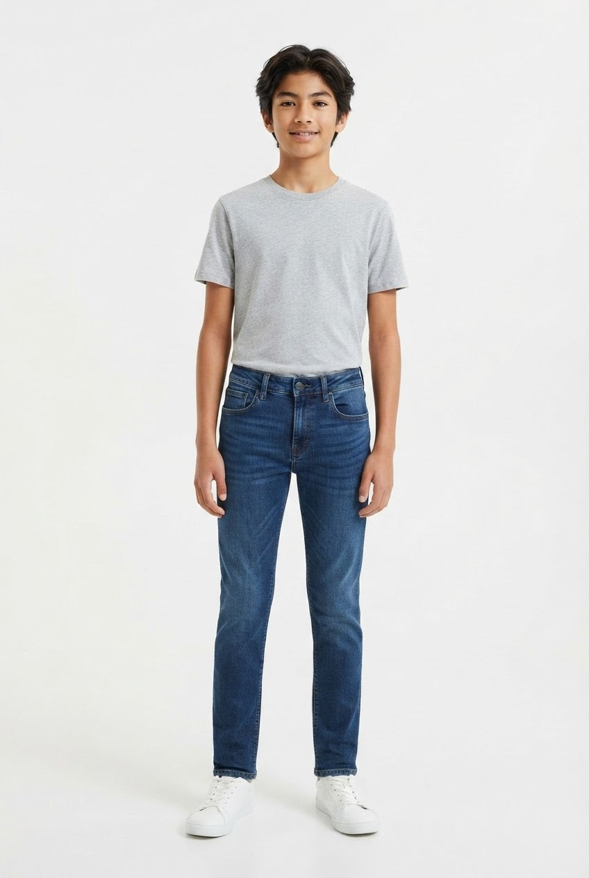Boys' Mid Blue Slim Fit Denim Jeans – 39 Inch Main image